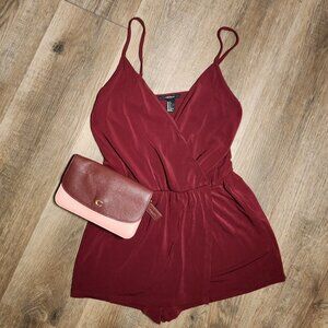 🍷Forever 21🍷Maroon Burgandy V-Neck Cami Romper Elastic Waist Black Tie S